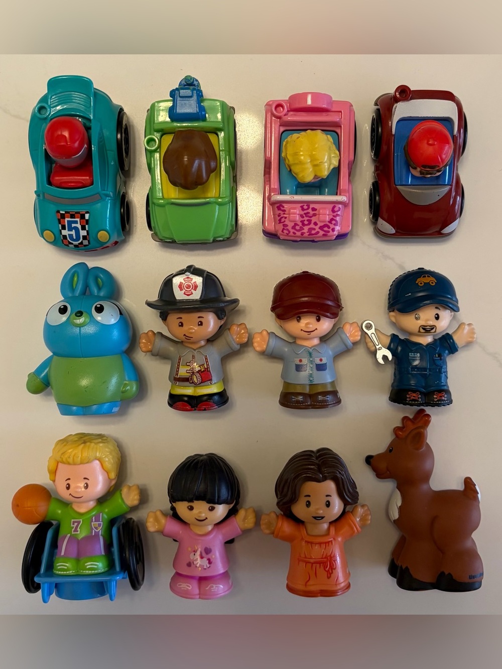 Fisher-Price Little People Cars and Figures Lot (12)
